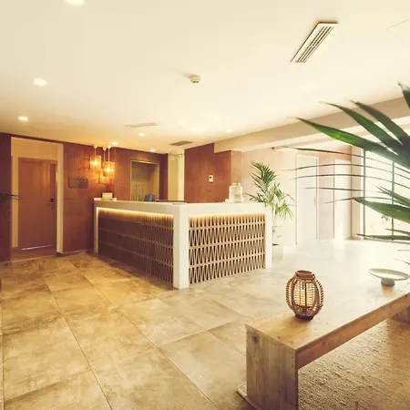 ホテル Icon Valparaiso - Adults Only 4*